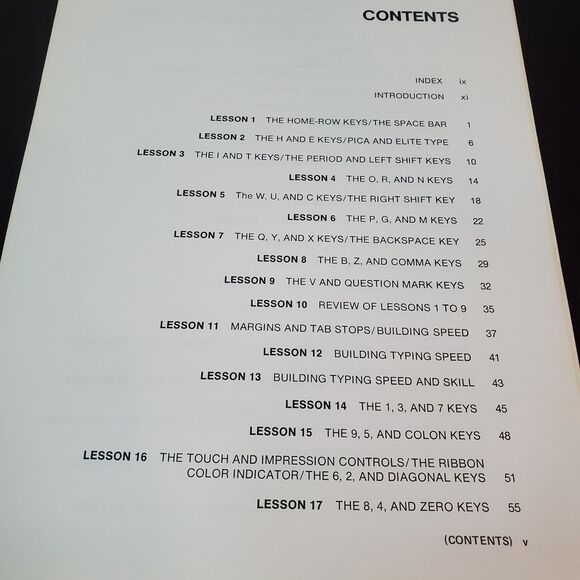 Student Handbook for AVT Introductory Typing 1 by Wanda W Roderick Spiral 1970 - Picture 6 of 12